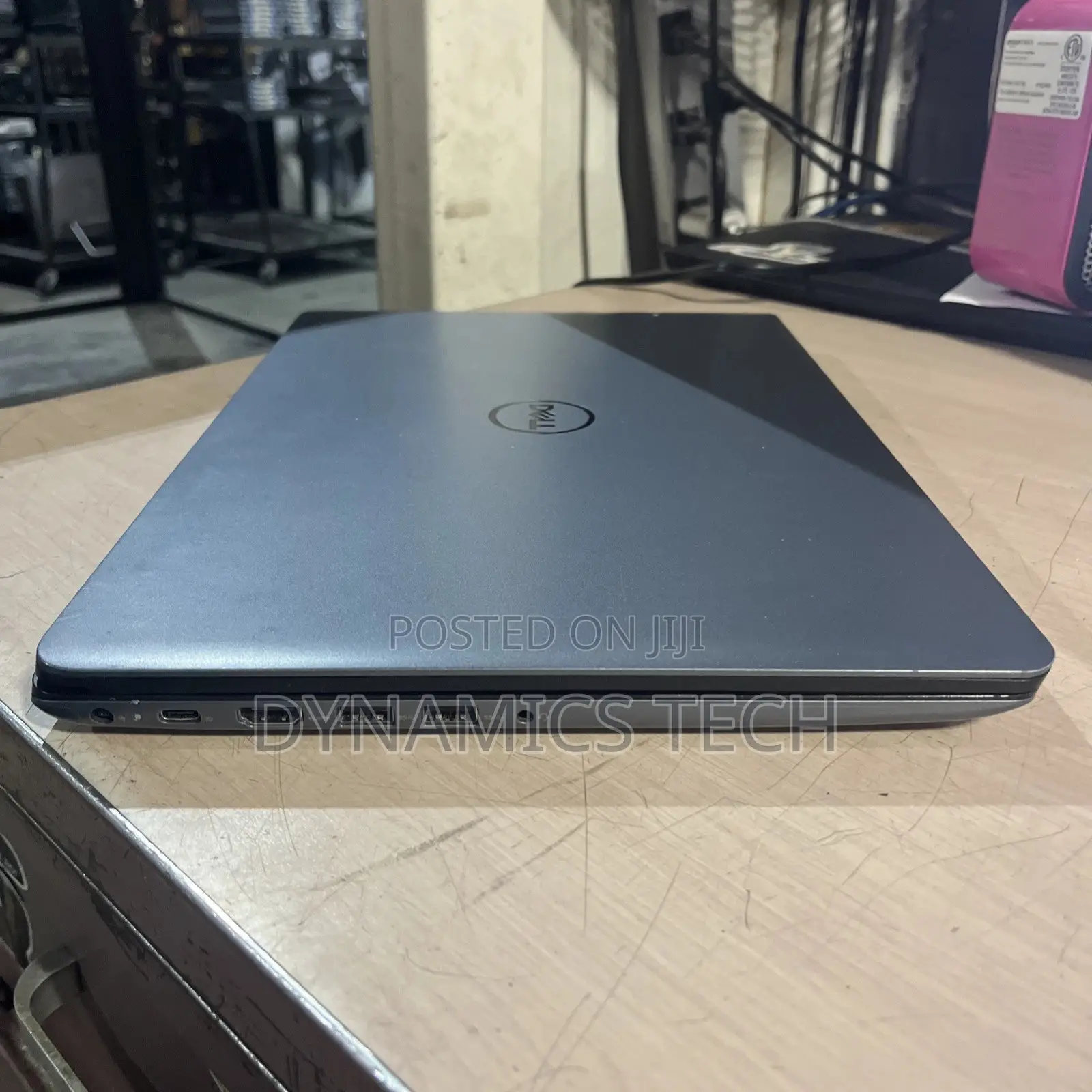 Laptop Dell Vostro 15 5581 8GB Intel Core i7 SSD 256GB