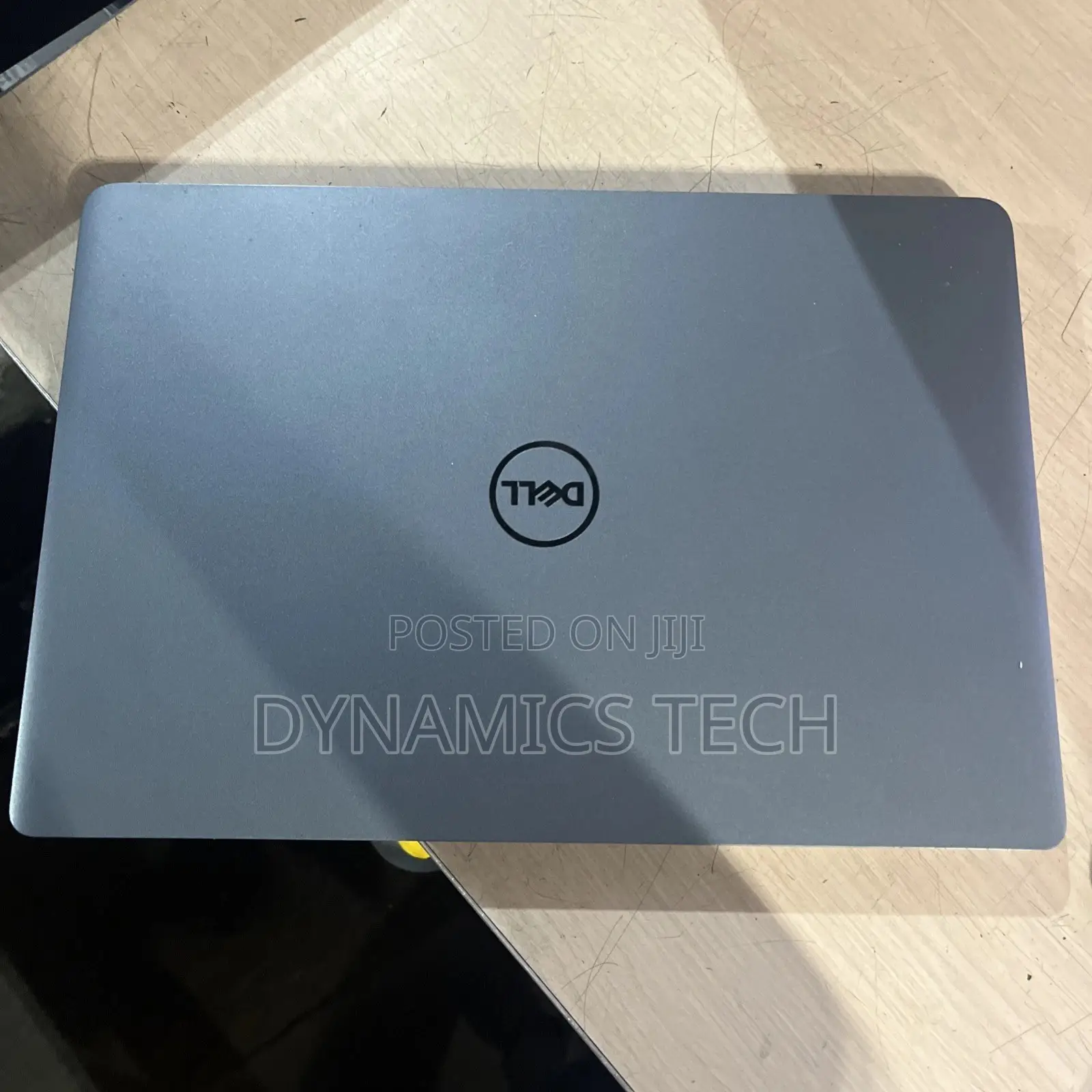 Laptop Dell Vostro 15 5581 8GB Intel Core i7 SSD 256GB