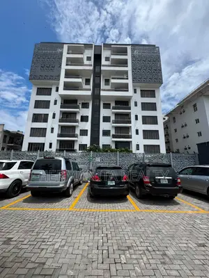 4bdrm Apartment in Banana Island for rent