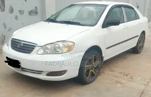 Toyota Corolla 2004 White