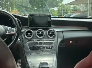 Mercedes-Benz C300 2015 Silver