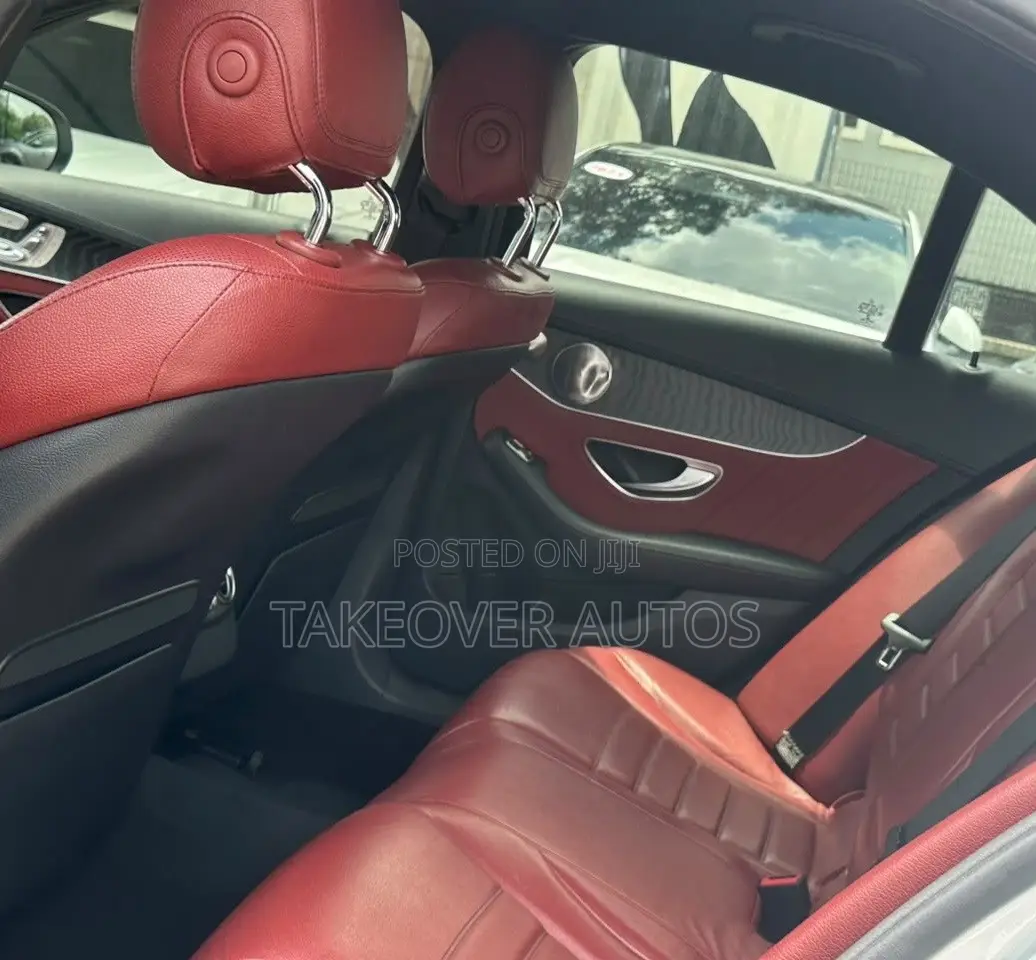 Mercedes-Benz C300 2015 Silver