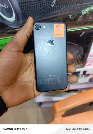 Apple iPhone 7 32 GB Black