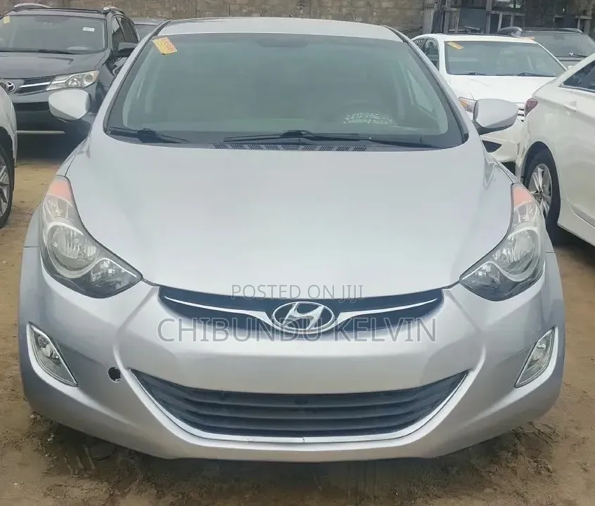 Hyundai Elantra 2013 Silver
