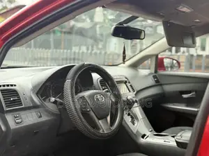 Toyota Venza LE 2013 Red