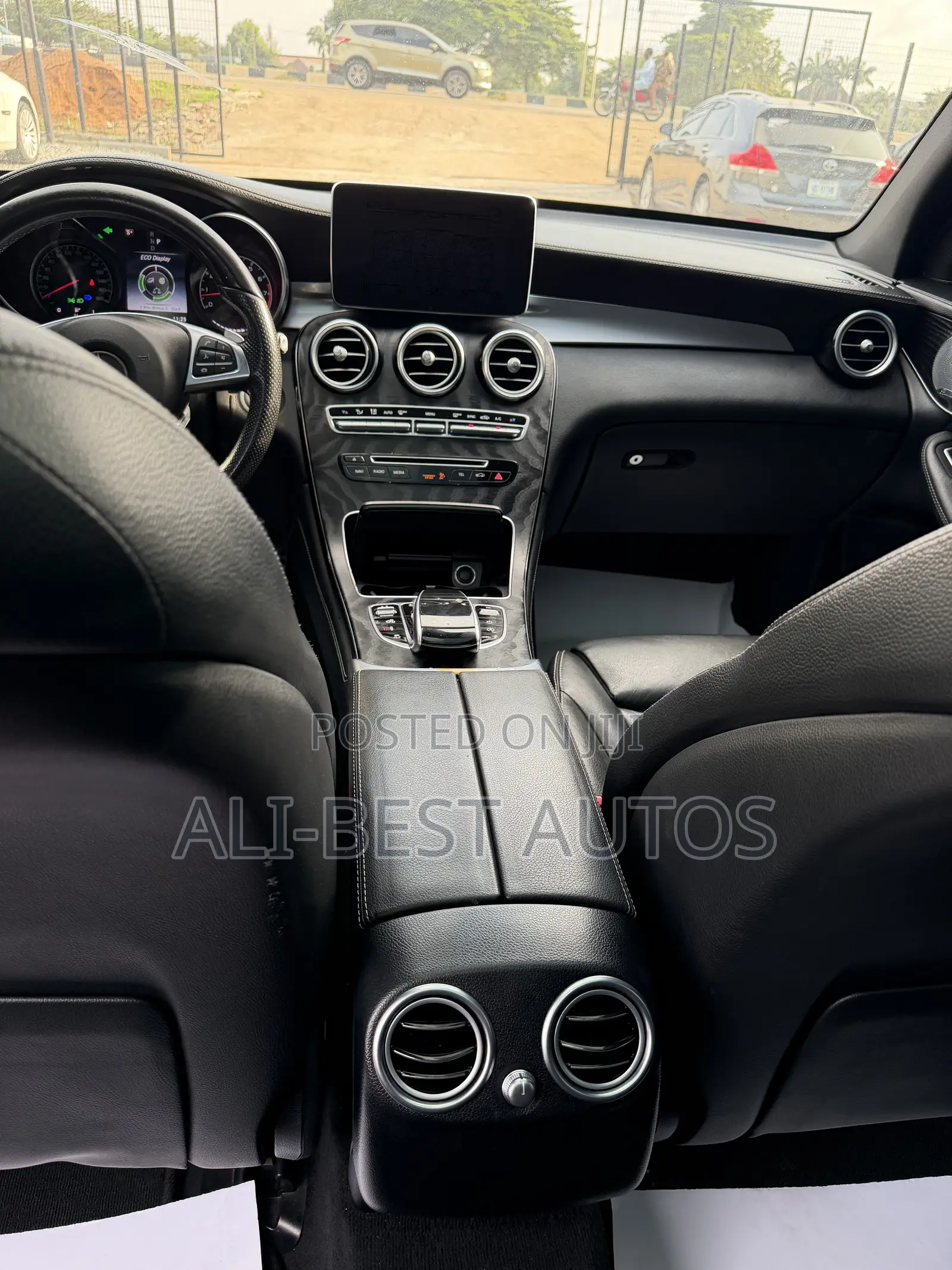 Mercedes-Benz GLC-Class 2017 Black