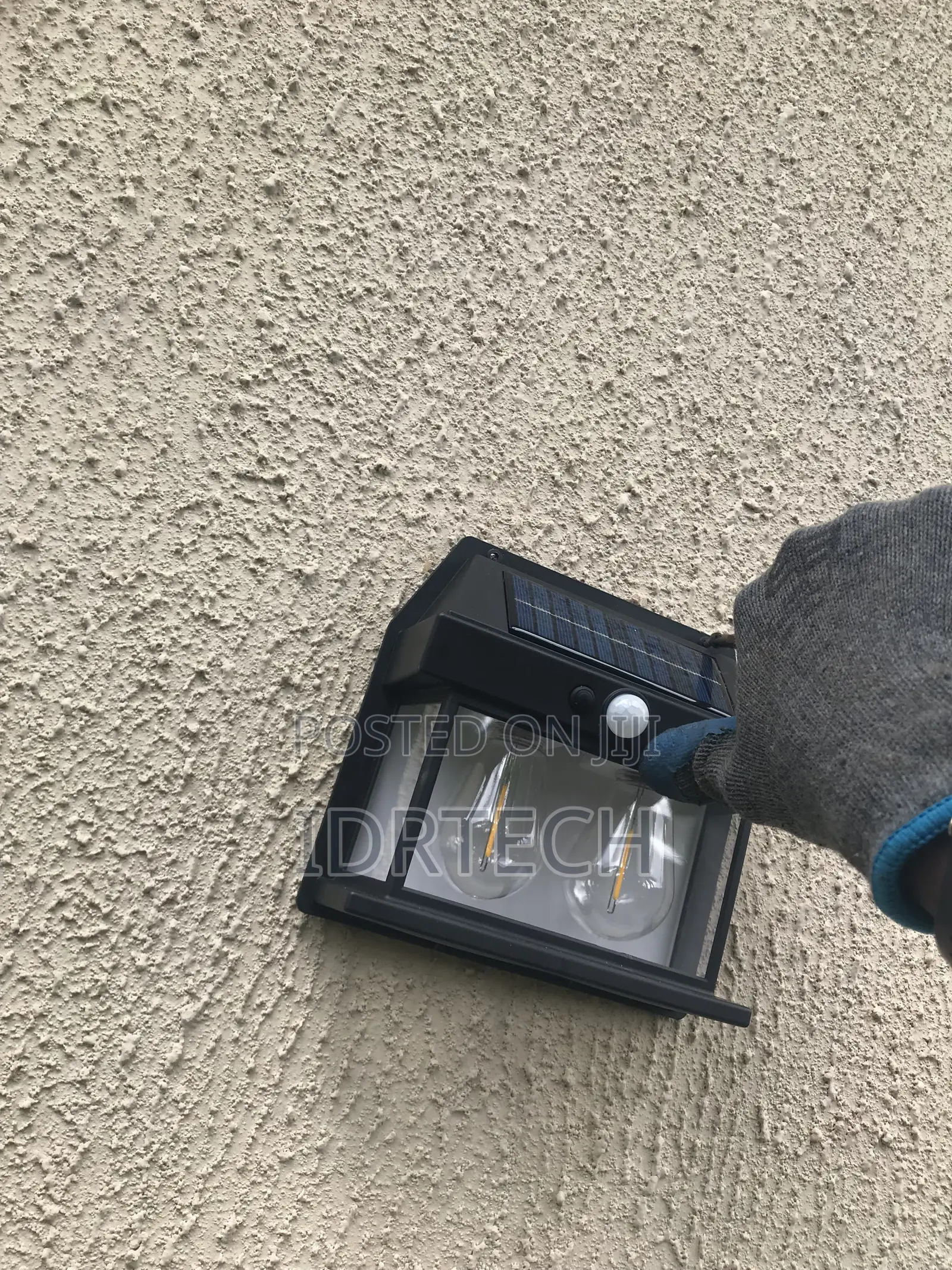 Solar Outdoor Wall Lamp. Motions Sensor(Double)