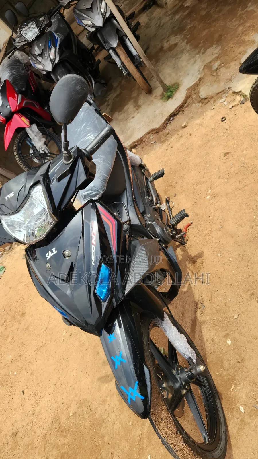 TVS Neo NX 2025 Black