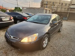 Honda Accord 2004 Gray