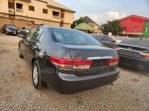 Honda Accord 2004 Gray
