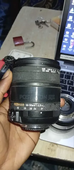 Nikon Zoom Lens
