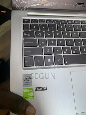 Laptop Asus X550LA 8GB Intel Core i5 HDD 500GB