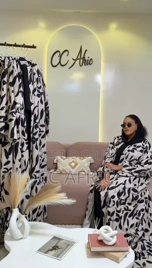 2psc Printed Abaya