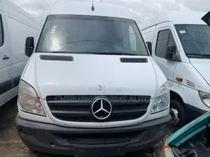 Mercedes-Benz Sprinter 2015 White