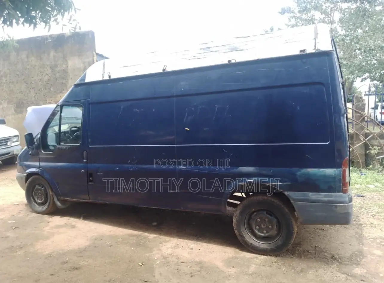 Ford Transit 2006 Blue