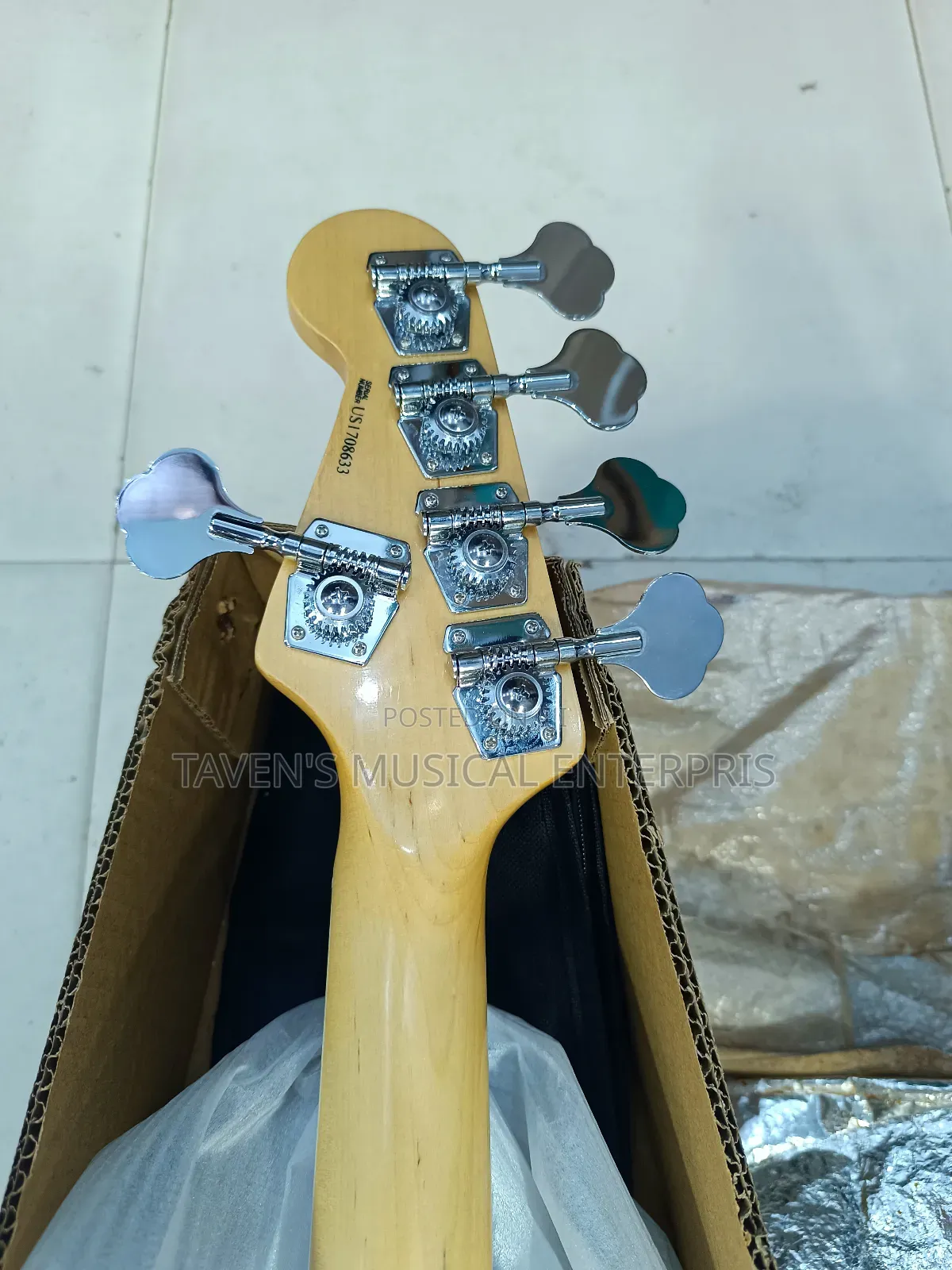 Fender Squier Standard 5-String Active Jazz Bass Electric Guitar