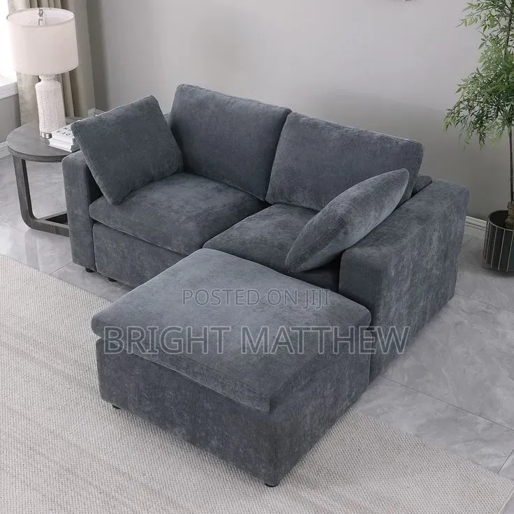 Modern Reversible L-Shaped Sofa With Adjustable Chaise