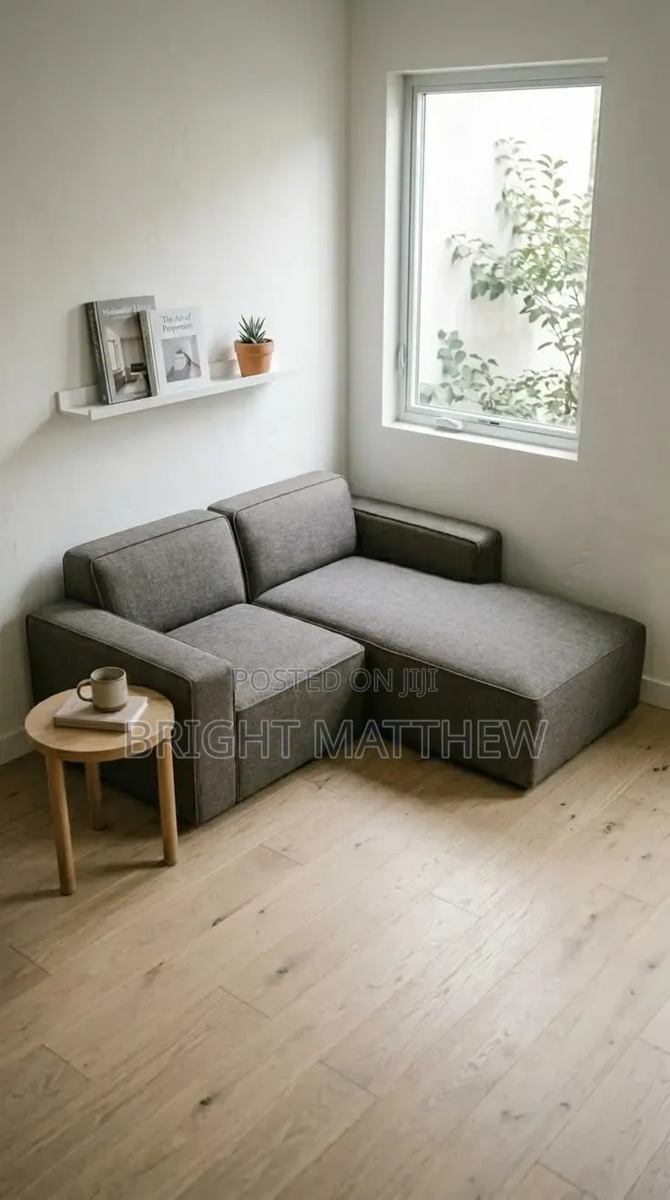 Modern Reversible L-Shaped Sofa With Adjustable Chaise