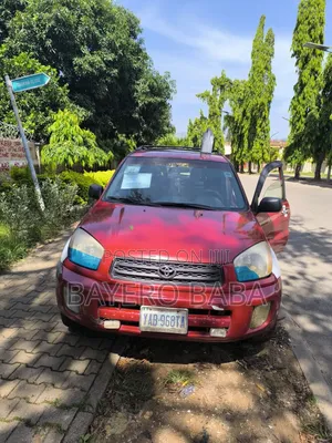 Toyota RAV4 2.0 4x4 2004 Red