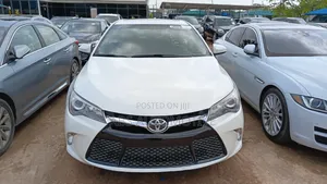 Toyota Camry 2016 White