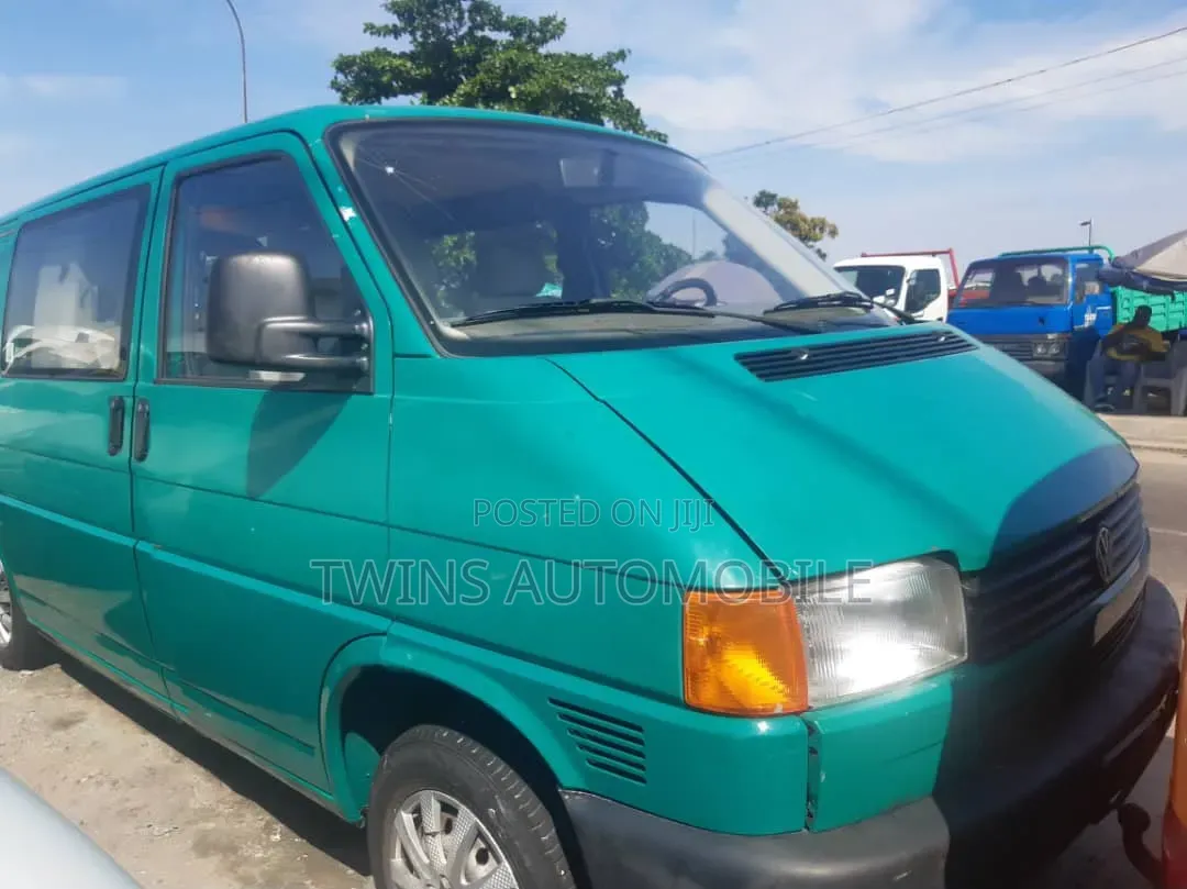 Volkswagen Transporter 2002 Green