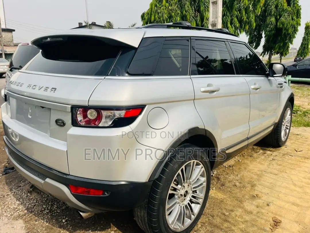 Land Rover Range Rover 2012 Silver