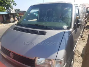 Volkswagen Transporter 2002 Grey