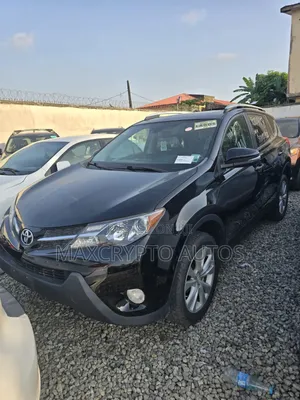 Toyota RAV4 Limited 4dr SUV (2.5L 4cyl 6A) 2015 Black