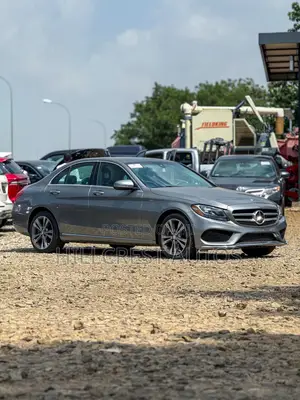 Mercedes-Benz C300 Luxury 4Matic Sedan AWD (2.0L 4cyl 7A) 2016 Gray