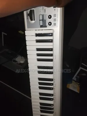 Studio Midi Keyboard
