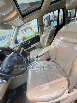 Mercedes-Benz GLK-Class 350 4MATIC 2011 White
