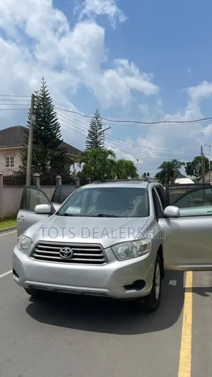 Toyota Highlander Limited 2010 Silver