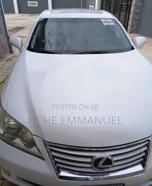 Lexus ES 2012 White