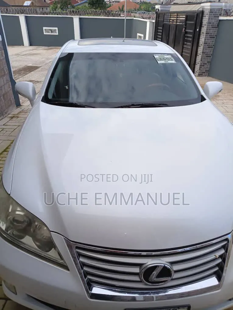 Lexus ES 2012 White