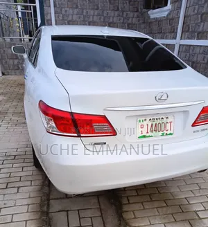 Lexus ES 2012 White