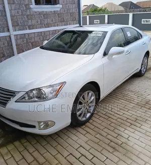 Lexus ES 2012 White
