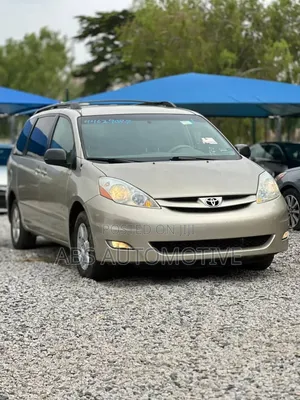 Toyota Sienna 2007 Gold