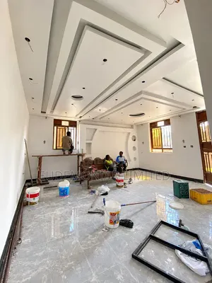 Executive Reception Floor Construction