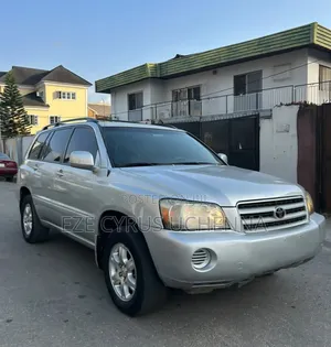 Toyota Highlander 2004 Silver