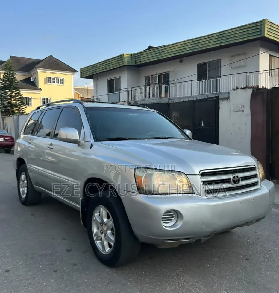 Toyota Highlander 2004 Silver