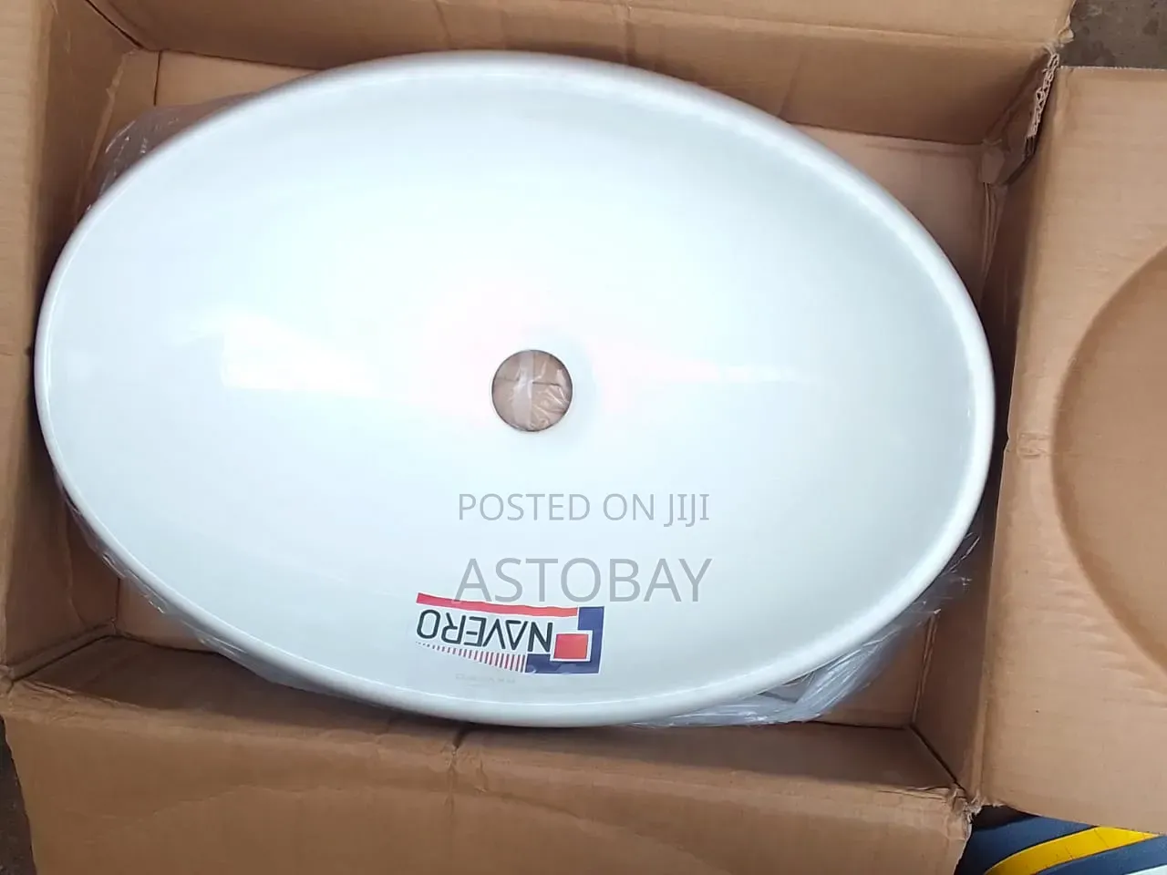 White Ceramic Countertop Wash Basin