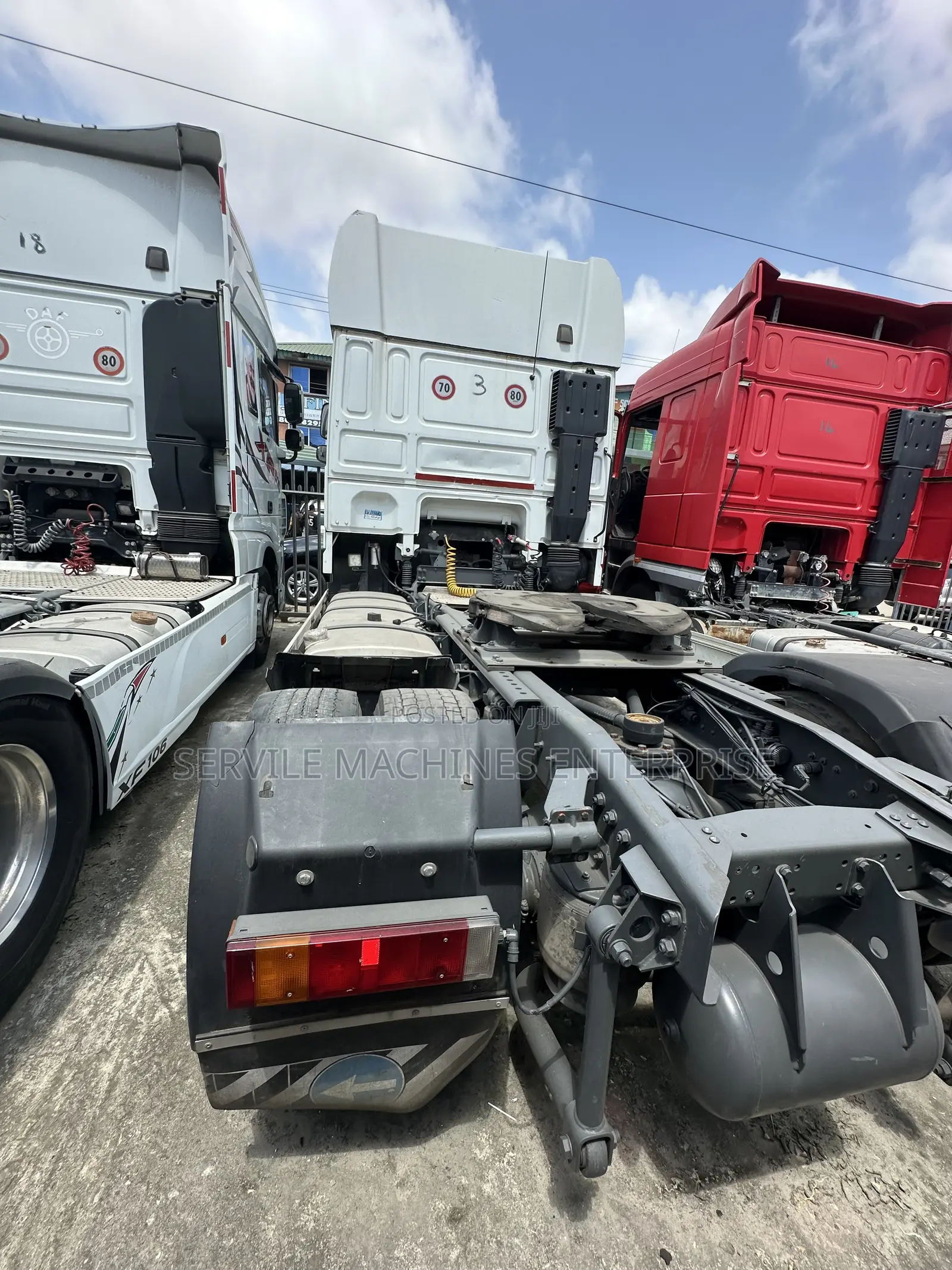 DAF Low-Bed Trucks 2012 White