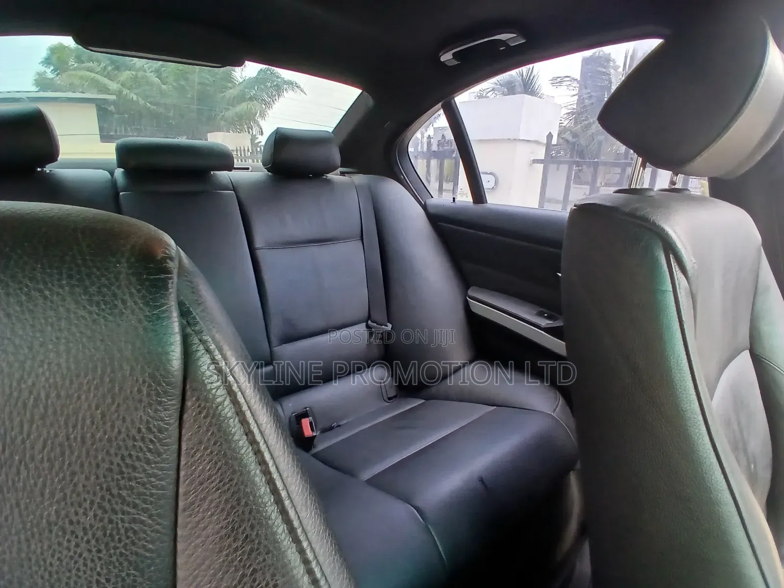 BMW 3 Series 330i RWD 2008 Silver