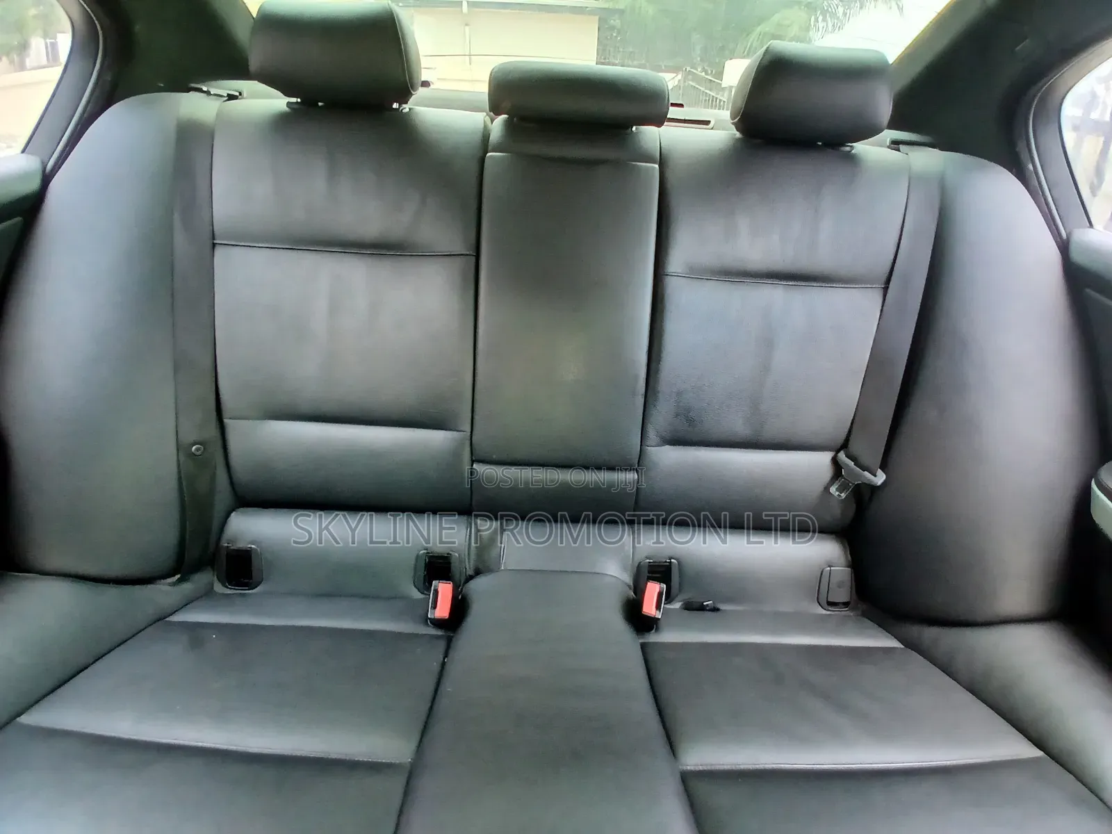 BMW 3 Series 330i RWD 2008 Silver