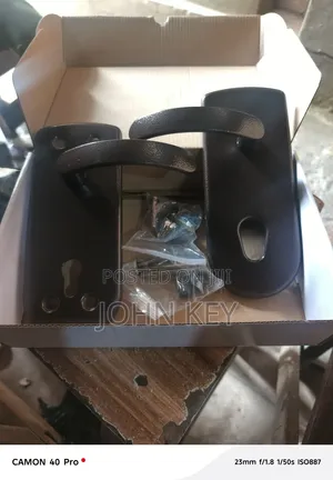 Israeli Handle Key