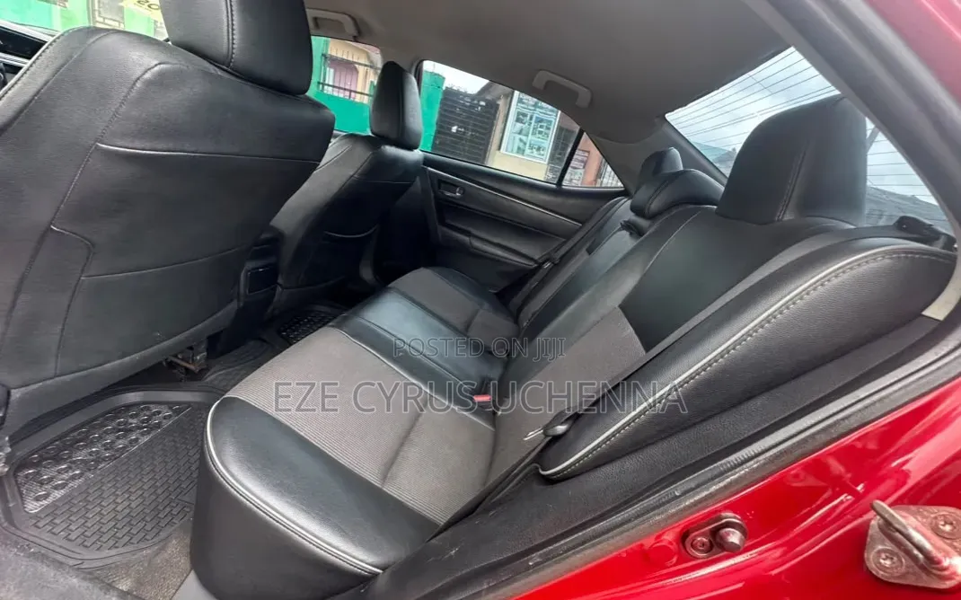Toyota Corolla 2016 Red