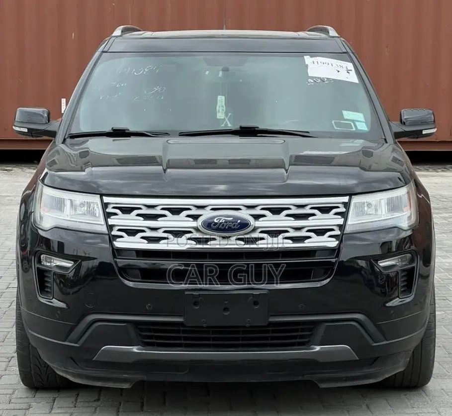 Ford Explorer XLT AWD 2018 Black
