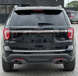 Ford Explorer XLT AWD 2018 Black