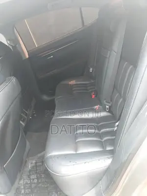 Lexus ES 2017 Silver