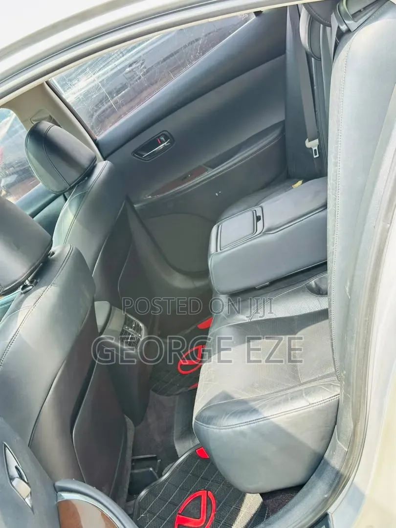 Lexus ES 350 2010 Silver